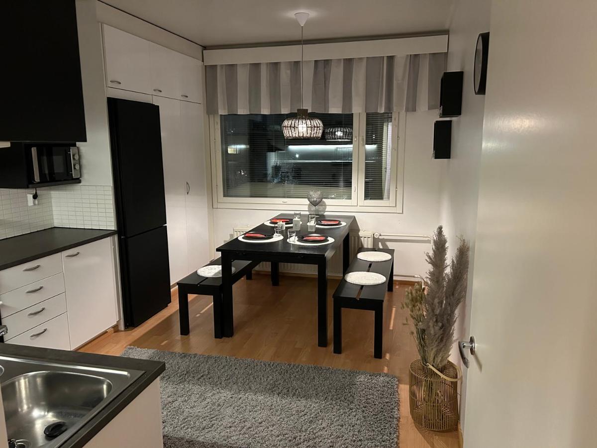 Appartement Keskustan Tilava Kaksio à Rovaniemi Extérieur photo