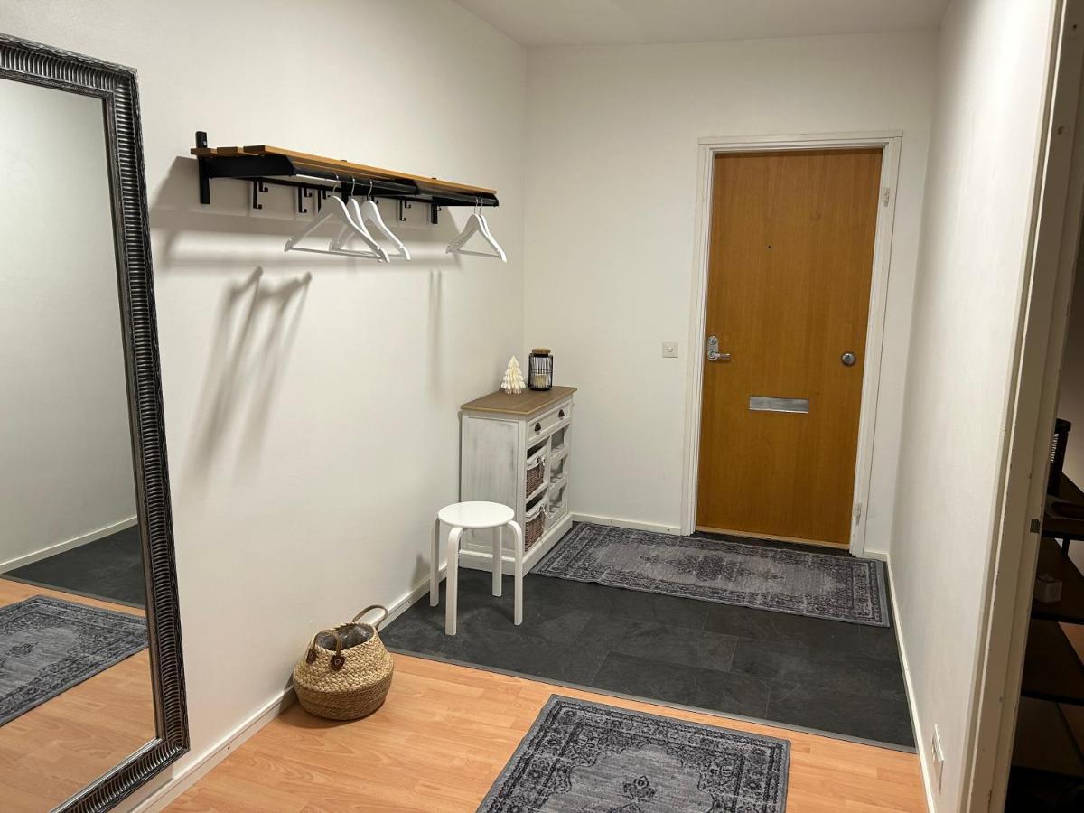 Appartement Keskustan Tilava Kaksio à Rovaniemi Extérieur photo