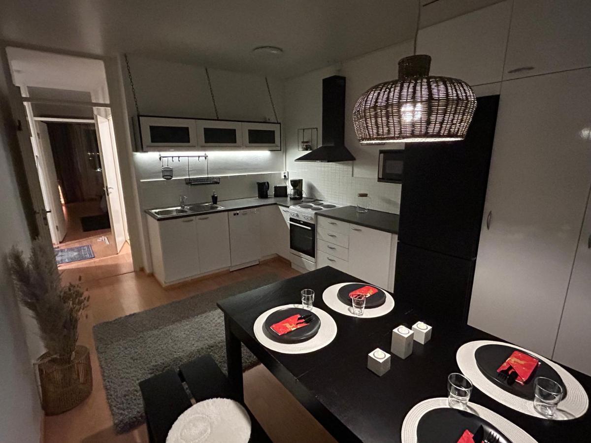 Appartement Keskustan Tilava Kaksio à Rovaniemi Extérieur photo