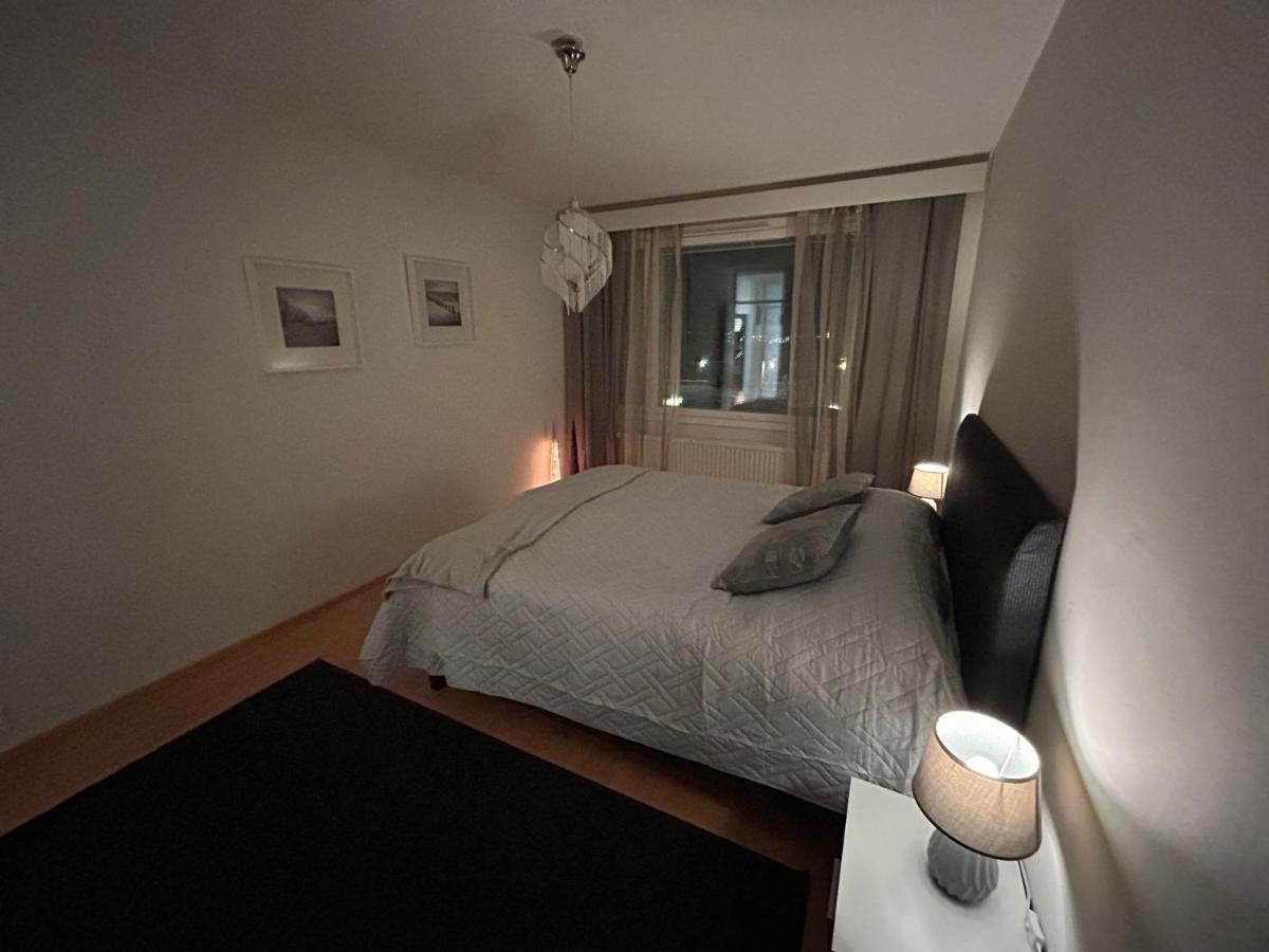 Appartement Keskustan Tilava Kaksio à Rovaniemi Extérieur photo